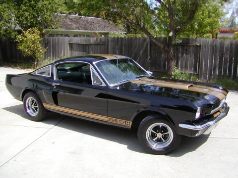 1966_Ford_Shelby_GT350_Hertz_Mustang_Fastback_Front_1